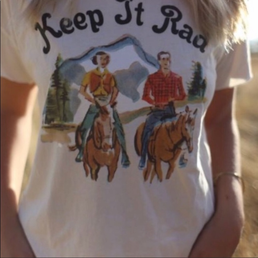 🦋 WESTERN THEME TEE SHIRT SIZE MEDIUM - Picture 2 of 6